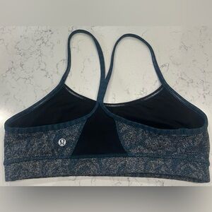 Lululemon sports bra